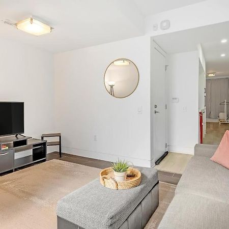 Suite In The Heart Of Downtown Toronto Zewnętrze zdjęcie
