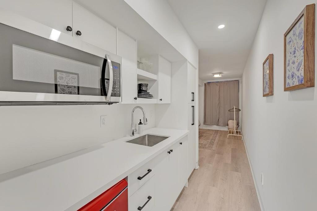 Suite In The Heart Of Downtown Toronto Zewnętrze zdjęcie