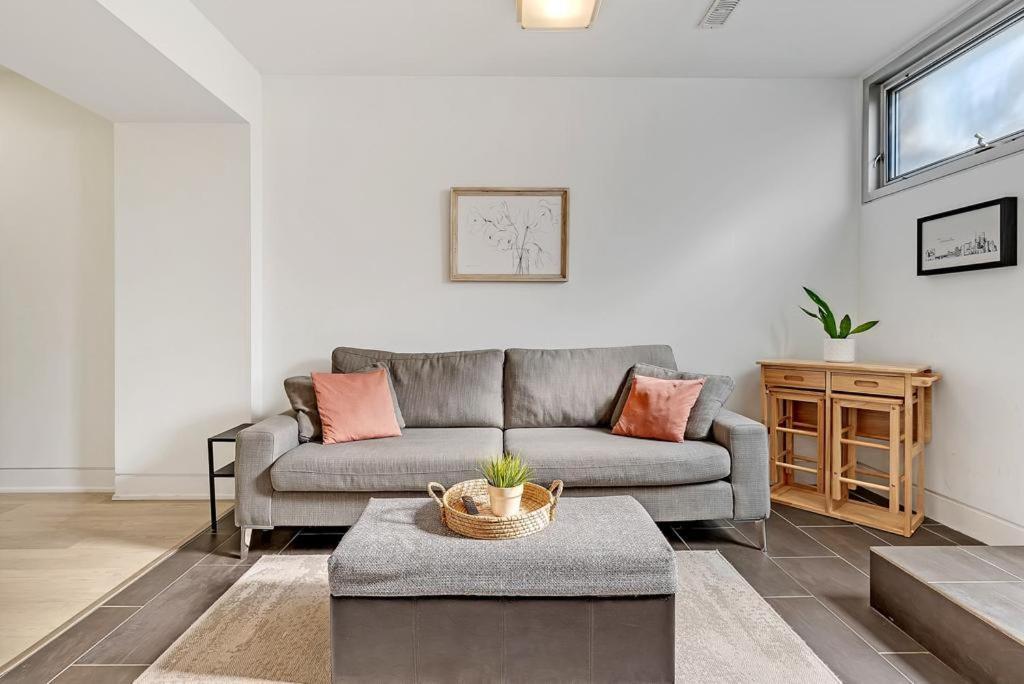 Suite In The Heart Of Downtown Toronto Zewnętrze zdjęcie